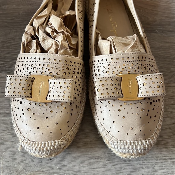 Salvatore Ferragamo Nude Leather Espadrilles with Box 7 - Picture 2 of 7